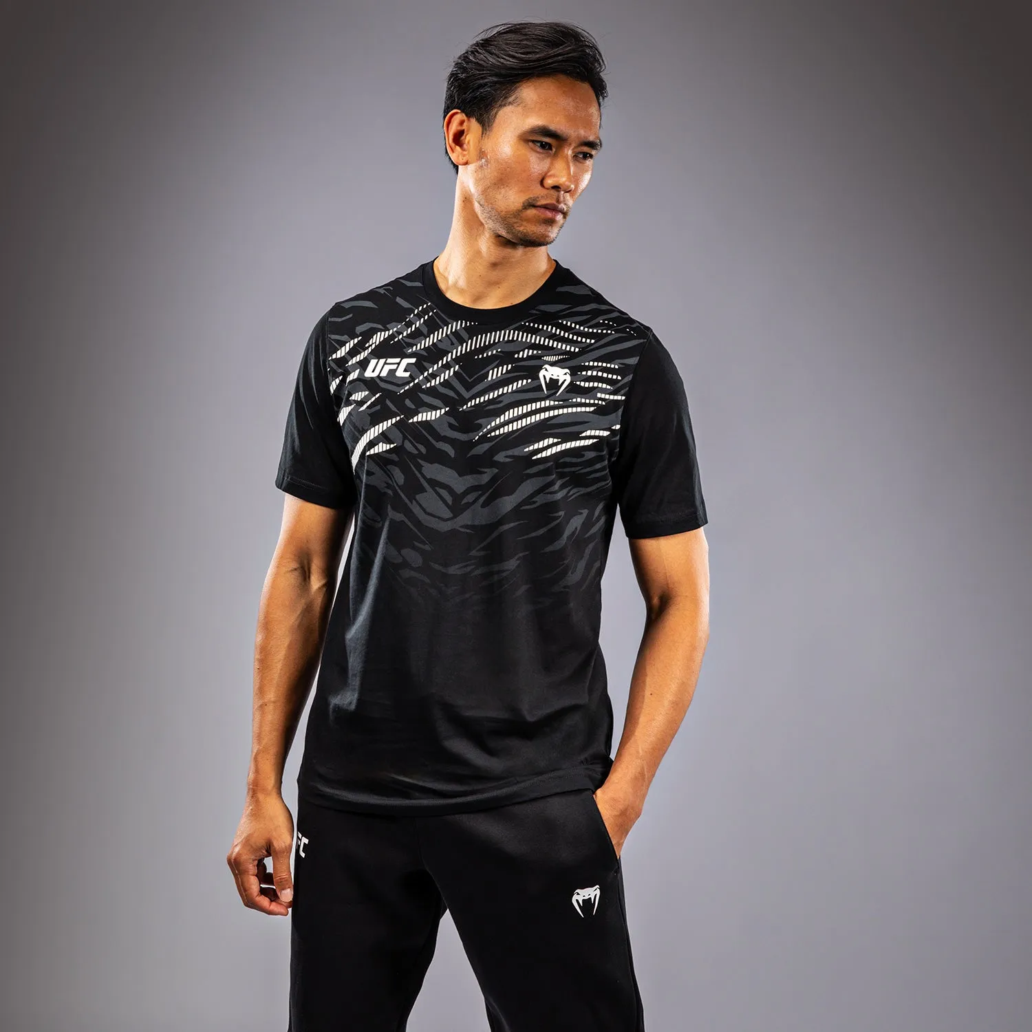 UFC Fusion by Venum Men??s Replica Short Sleeve T-Shirt - Black Chilly Day Comfort Anti Pilling Treatment