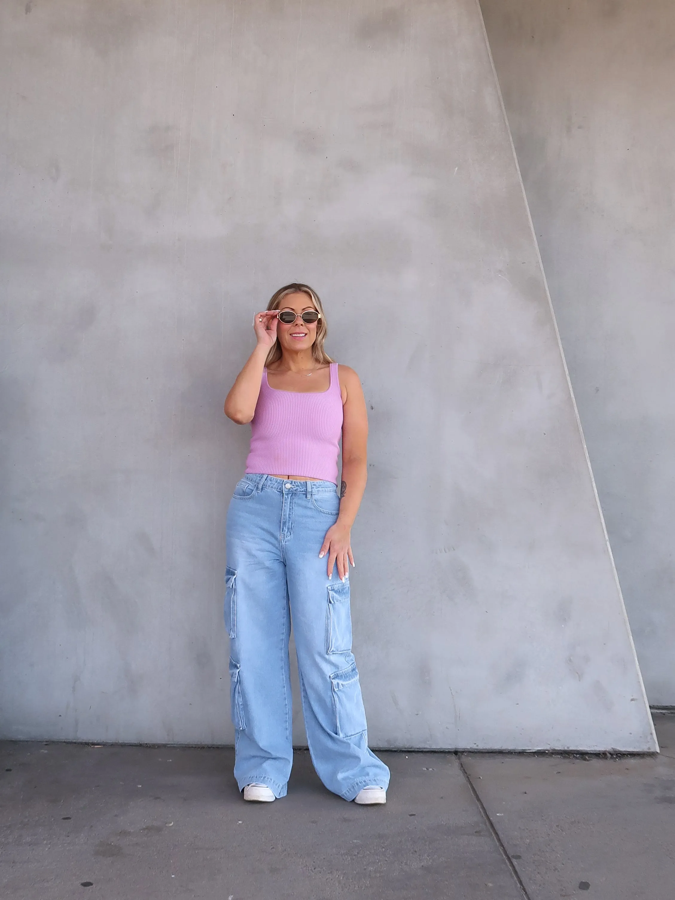 Mona Singlet - Lilac Minimal Fit short - distance transportation