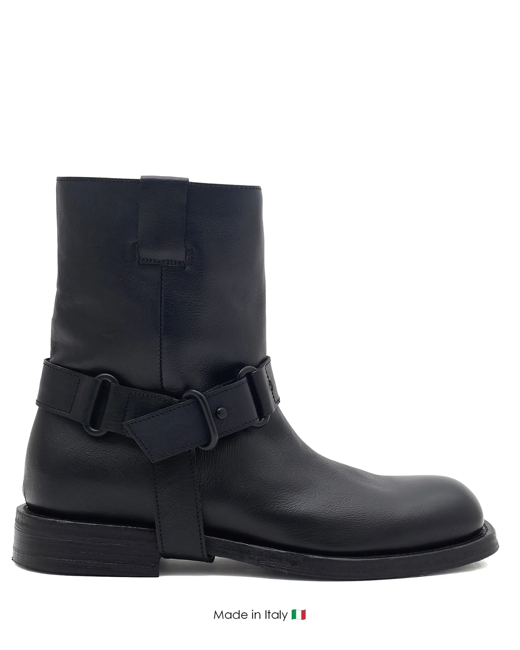 Paisley Nero Leather Rainy Day Rodeo Event