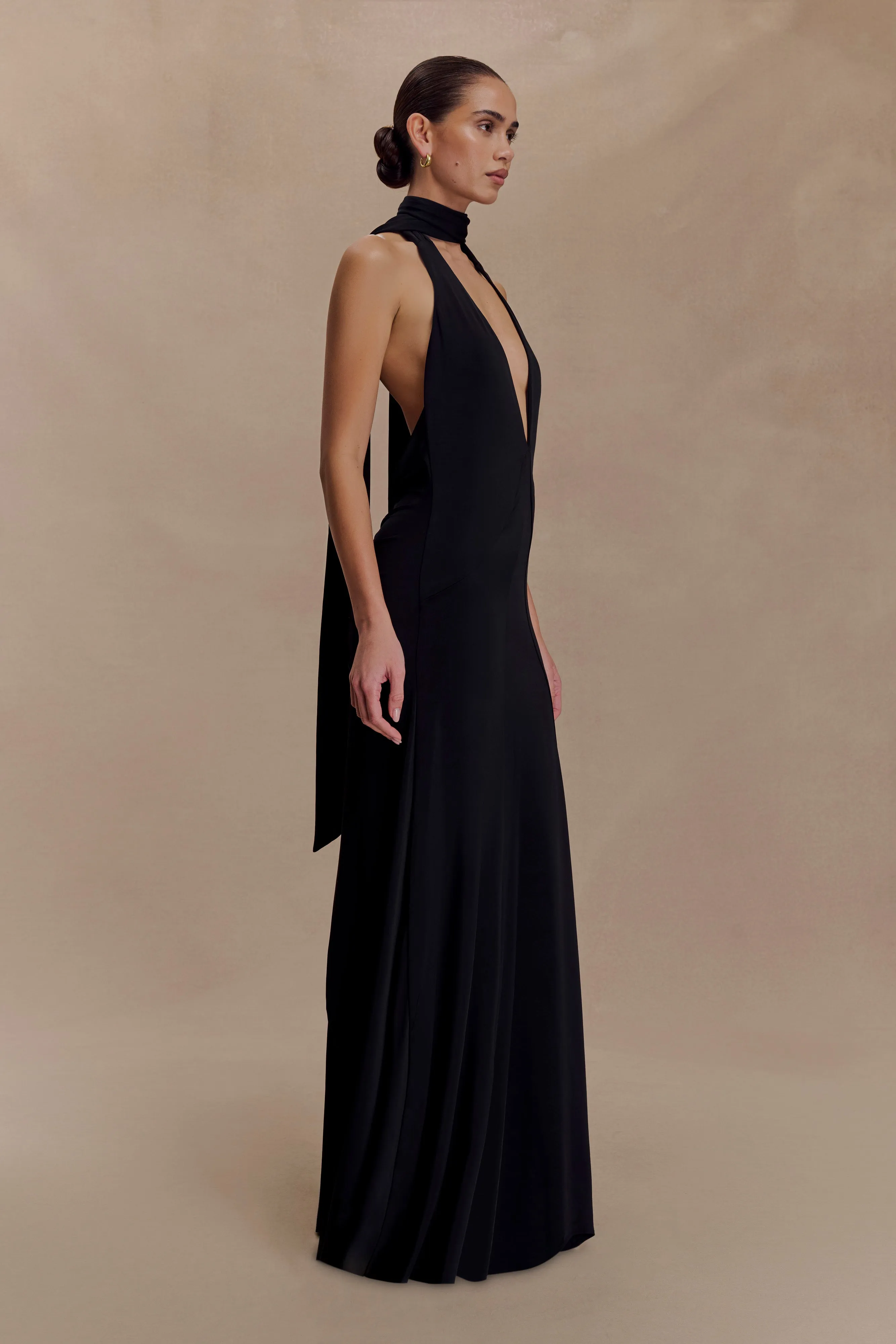 Flared shape Juliet Slinky Maxi Dress With Scarf - Black