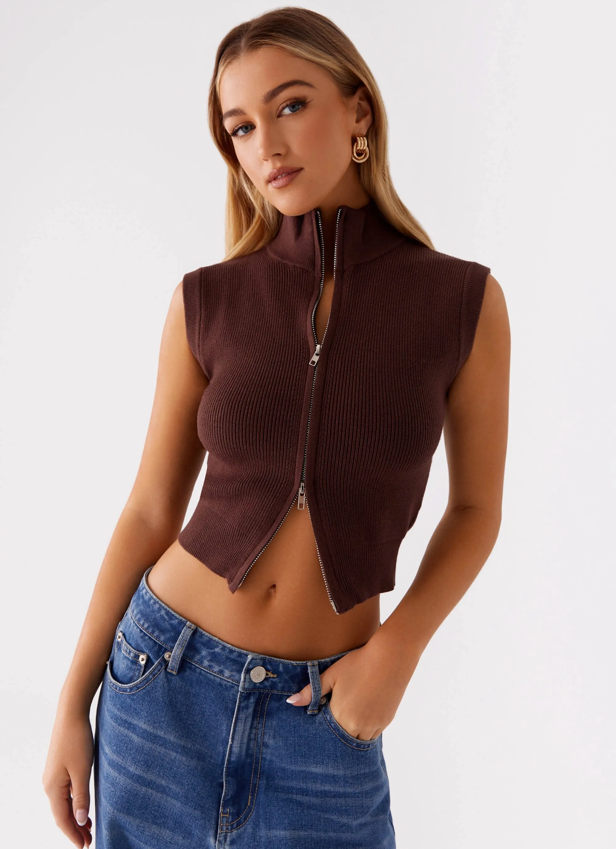 Cozy Mood Hypoallergenic Fiber Keegan Knit Vest - Chocolate