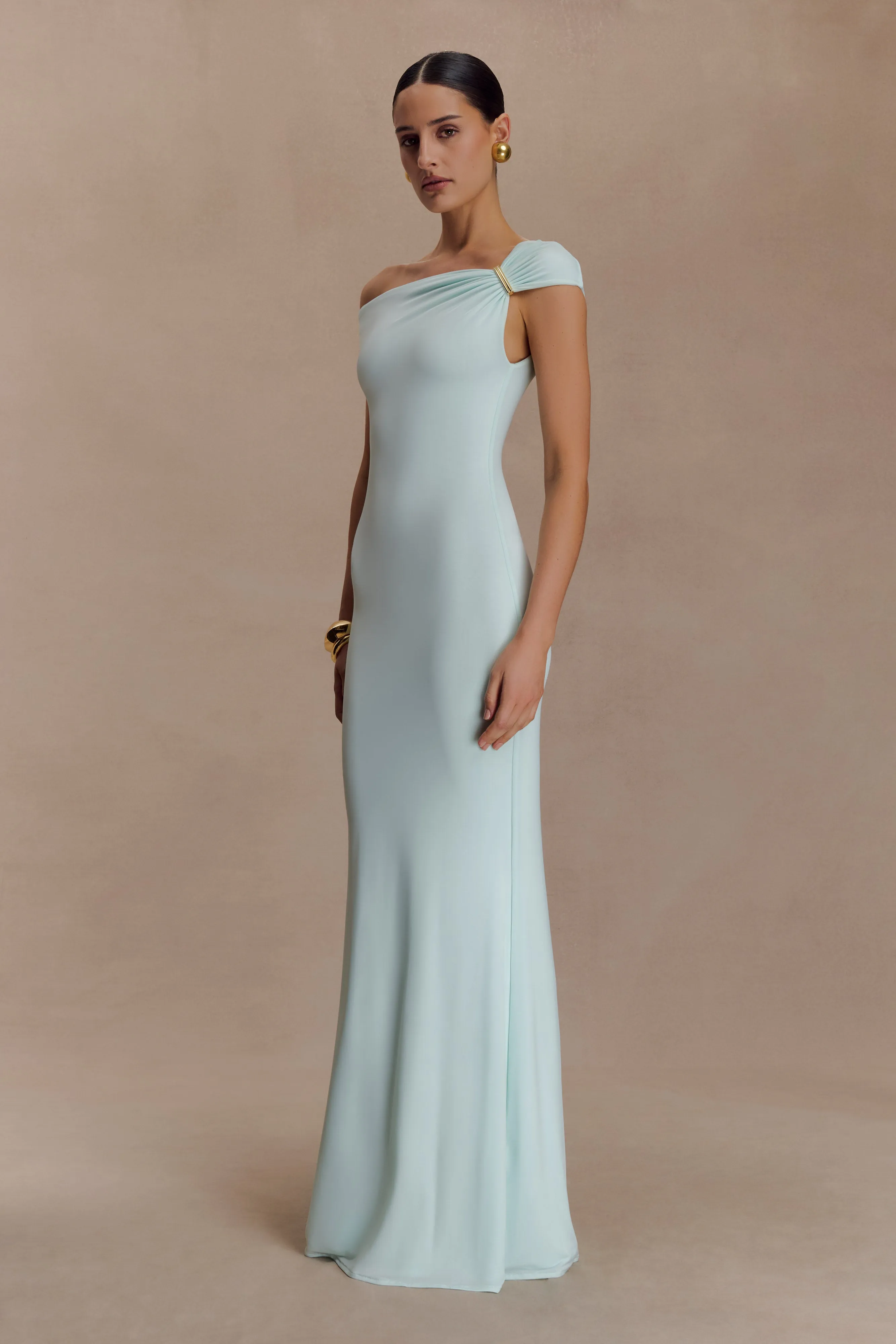 Light And Airy Kinsley Slinky Maxi Dress With Hardware - Lagoon