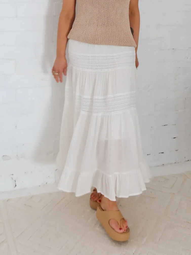 Laura Skirt- White Core Collection Calm Mood