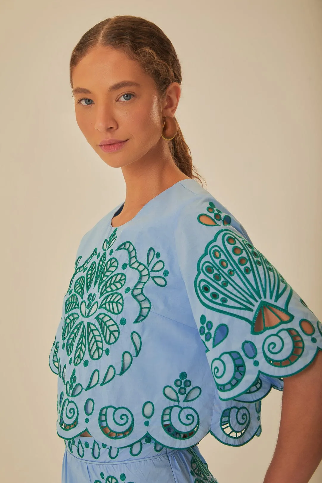 Adjustable Drawcord Light Blue And Green Graphic Richelieu Crop Top