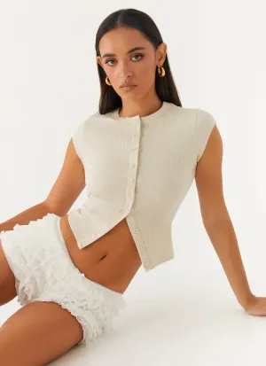 Blair Cap Sleeve Buttoned Top - Oatmeal Non Irritating Edging