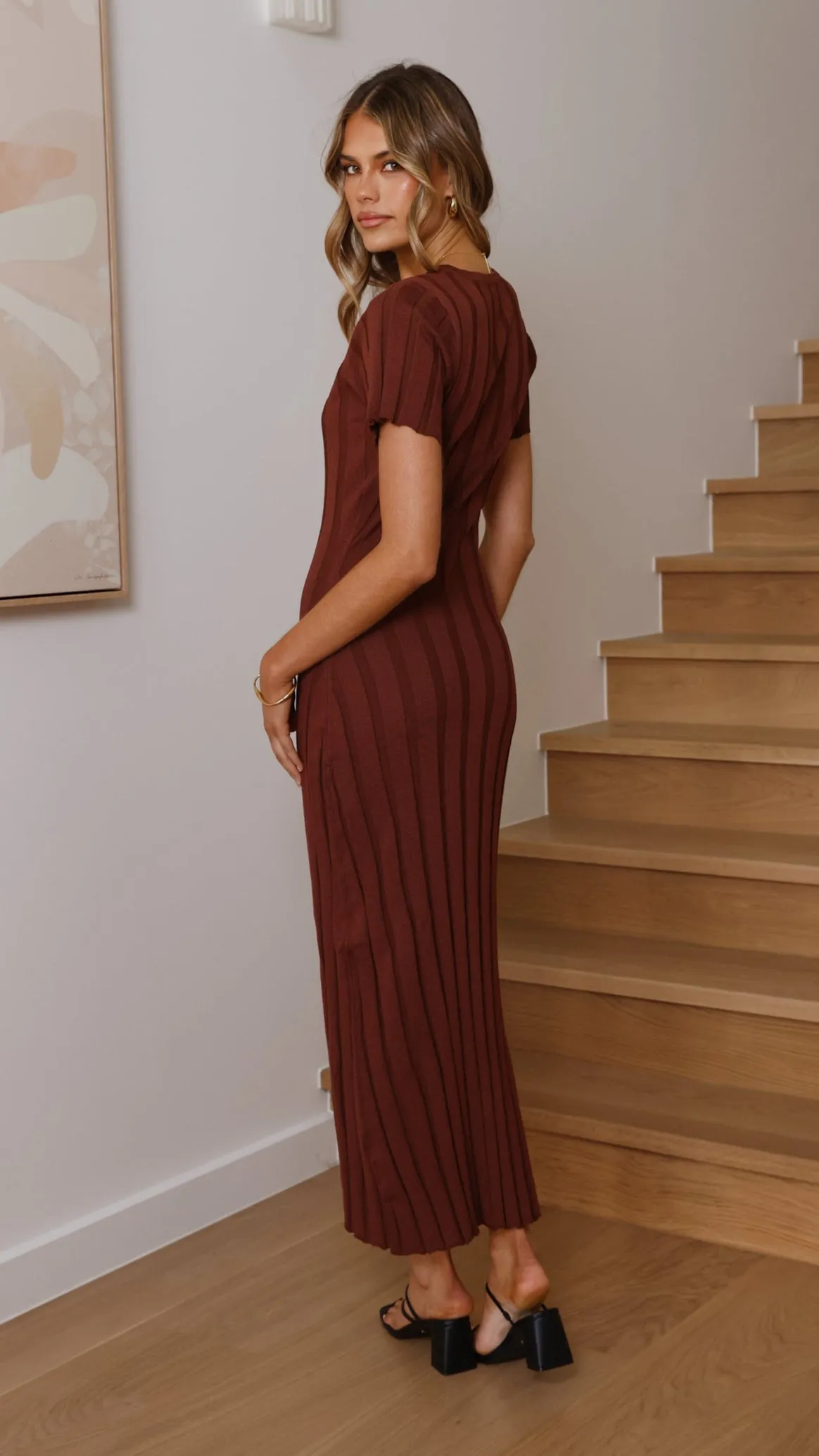 Relaxed and stylish Mari Maxi Dress - Chocolate