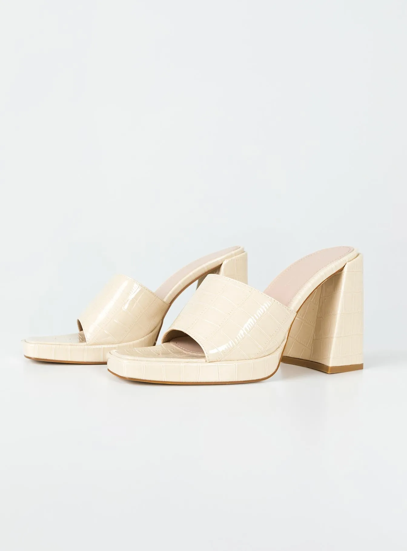 Supportive Footbed Marlon Heels Cream