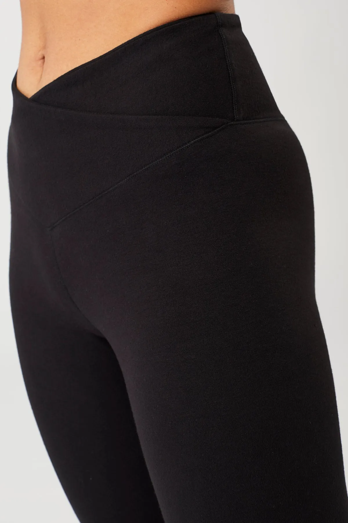 Wrap Legging - Black, GOTS Sporty Comfort Wear Fitness Training Beginner Level