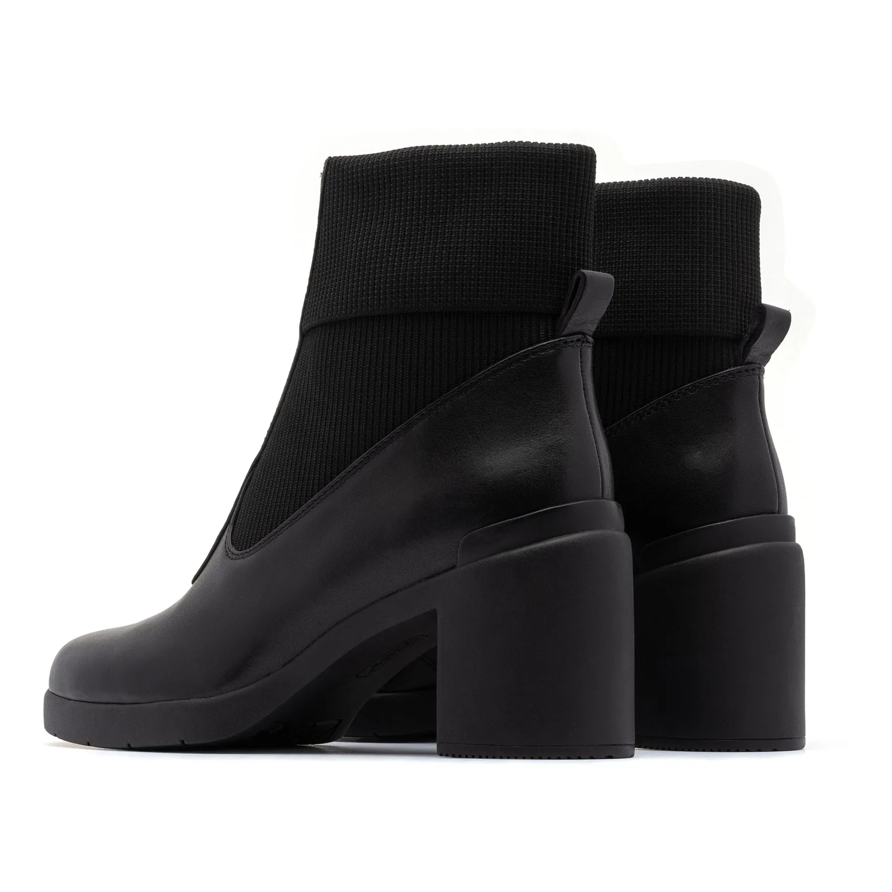 Metropolis Zip Cold Climate hiking adventure