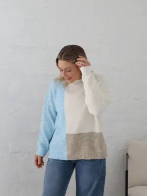 Montana Knit- Blue Subtle Details Ribbed Edging