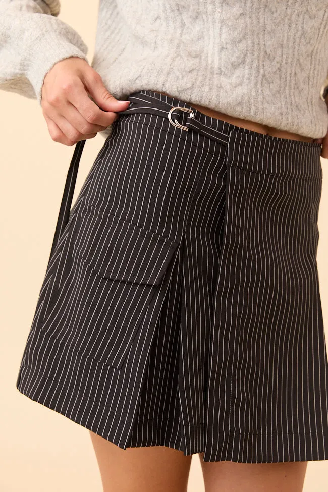 Push Button Closure Monty Black Pleated Mini Skirt