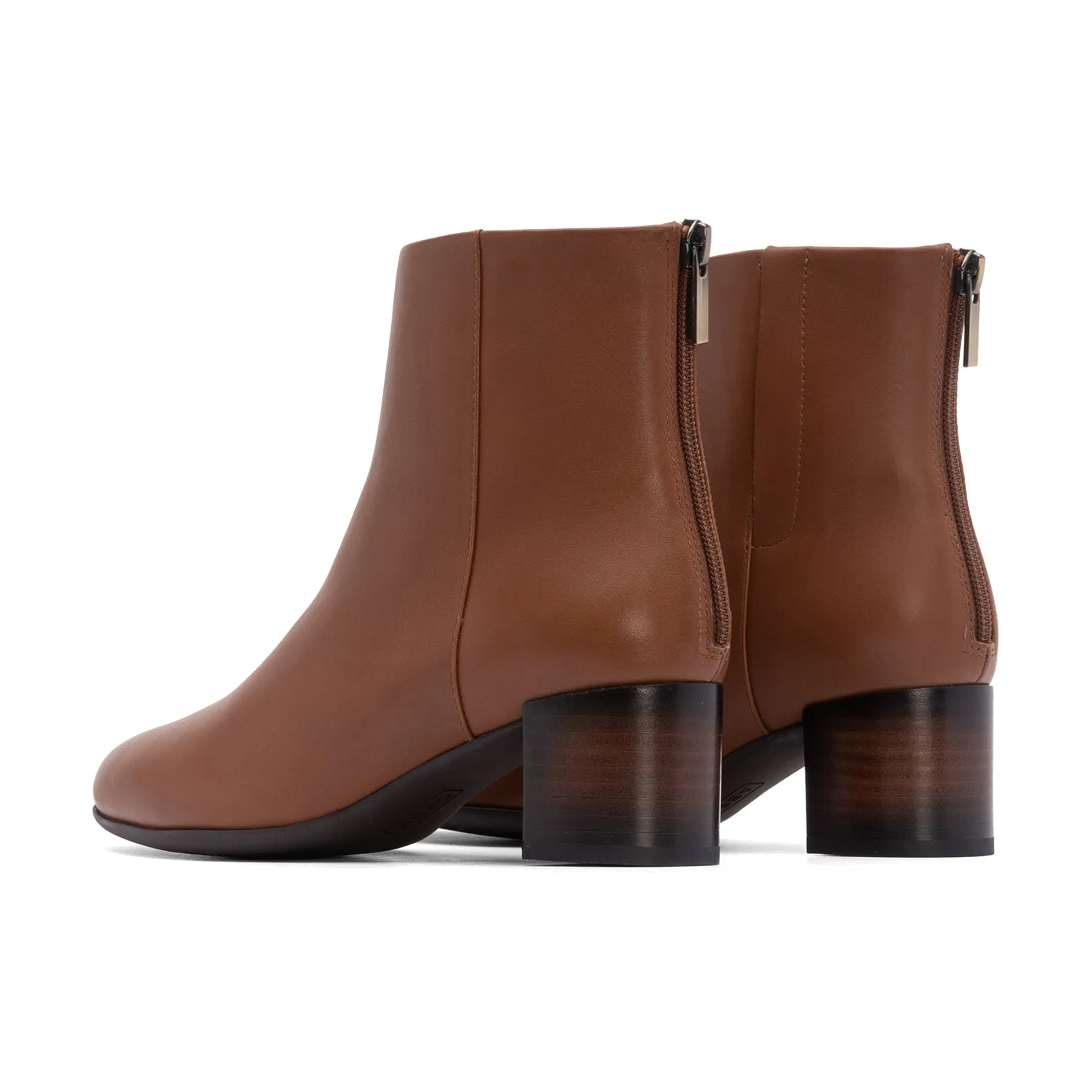 Plaza Back Zip Metatarsal Mud Resistant Hiking Trails