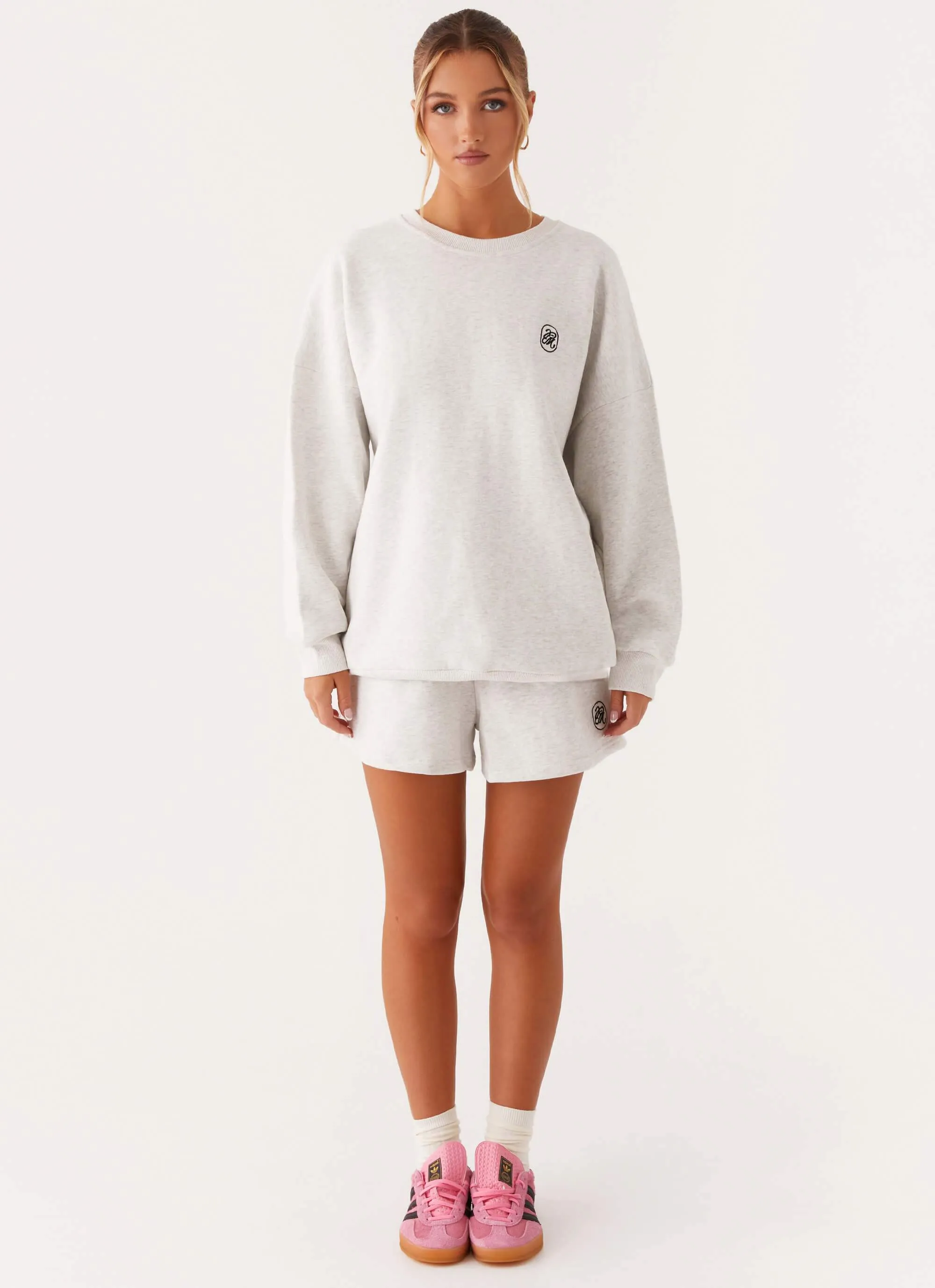 Signature Oversized Sweatshirt - Grey Comfortable lining Mid Length Design