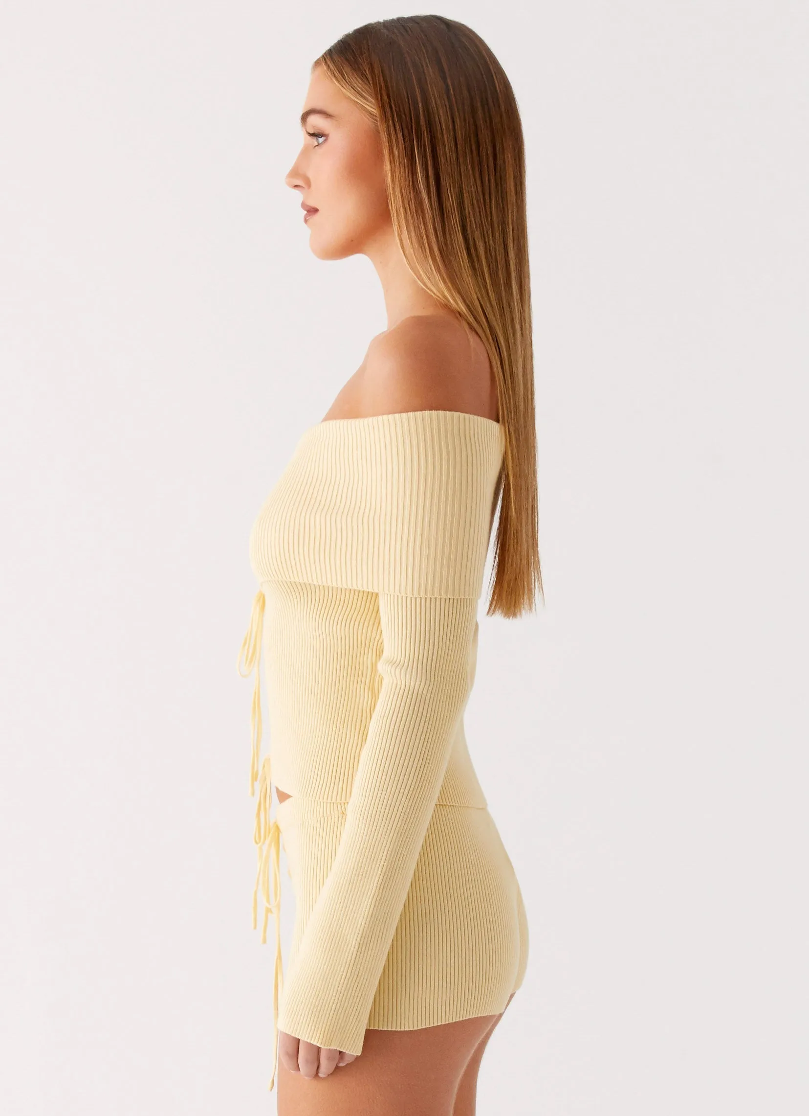 Gradient Colorfast Dye Cozy Interior Fleece Muted Muse Knit Long Sleeve Top - Yellow