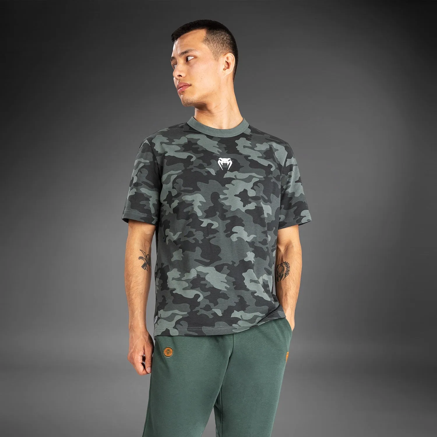 Sporty Look Wear funky Venum Vortex XL Men's T?CShirt - Khaki Camo