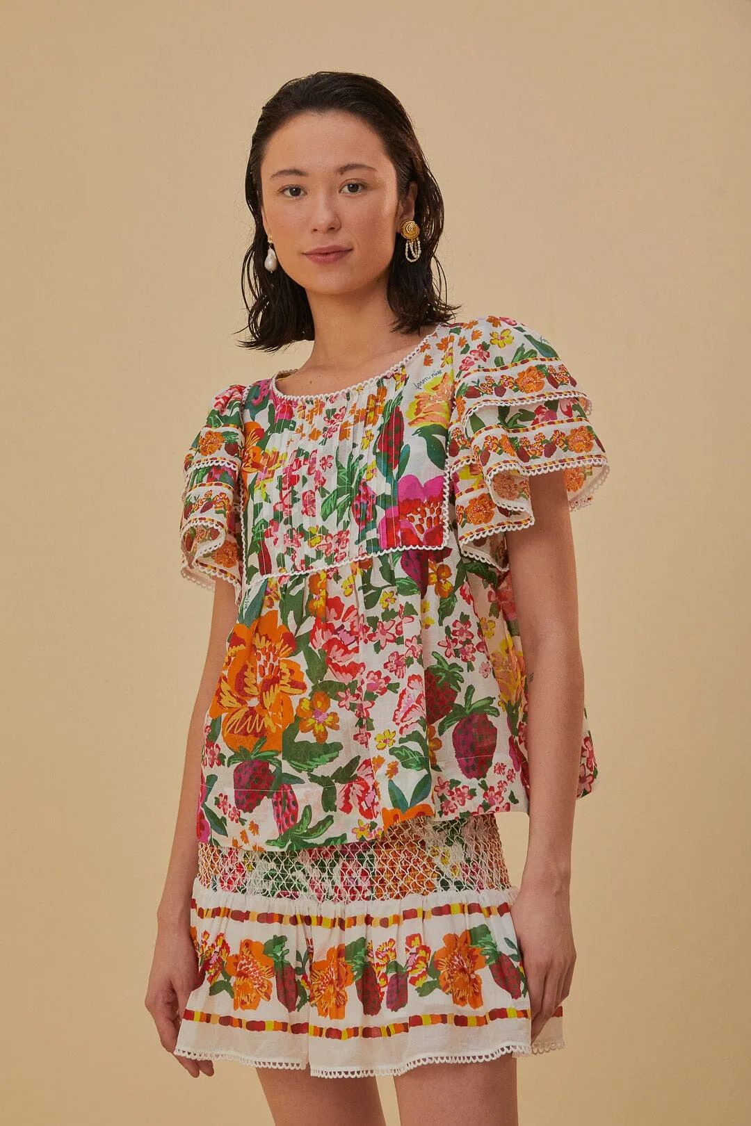 Future Fashion Subtle Look Off-White Flowerful Sketch Mini Skirt