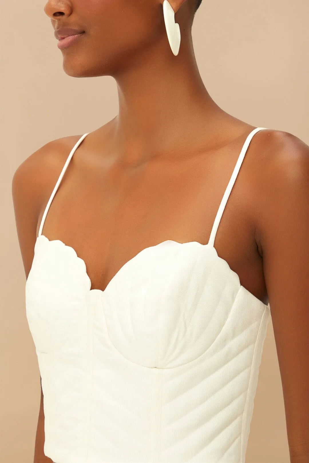 Reuse Mode Off-White Shell Sleeveless Crop Top