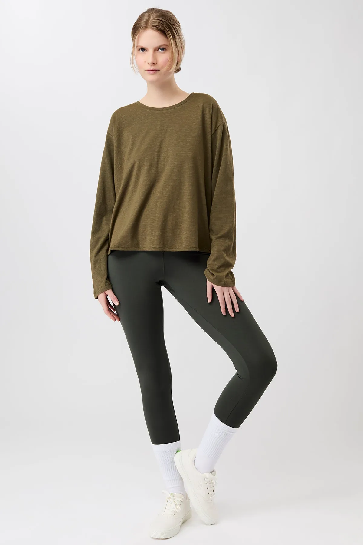 On Point Legging - Dark Olive City Walk Skin Friendly