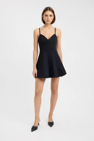Minimalist-Style Oyster Seam Mini Dress