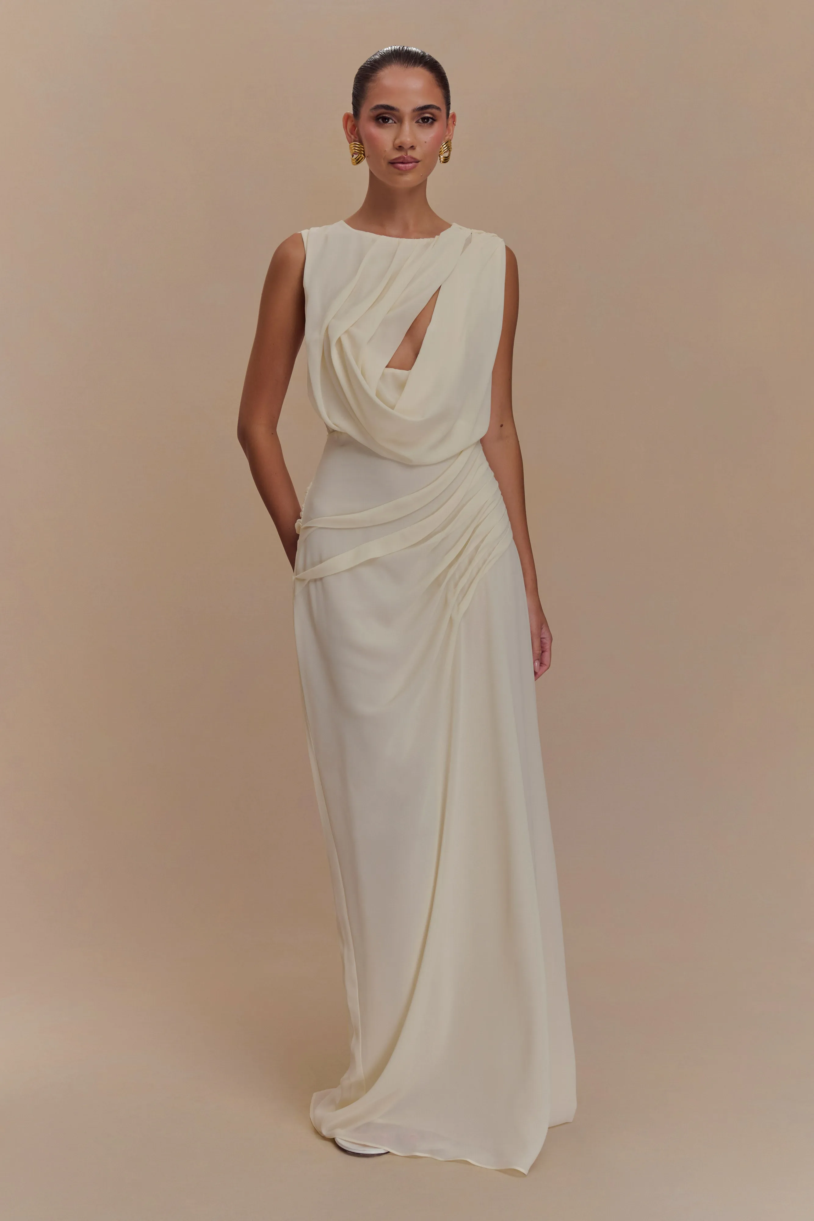 Oria Chiffon Maxi Dress - Ivory Bright Feel Gentle Shine