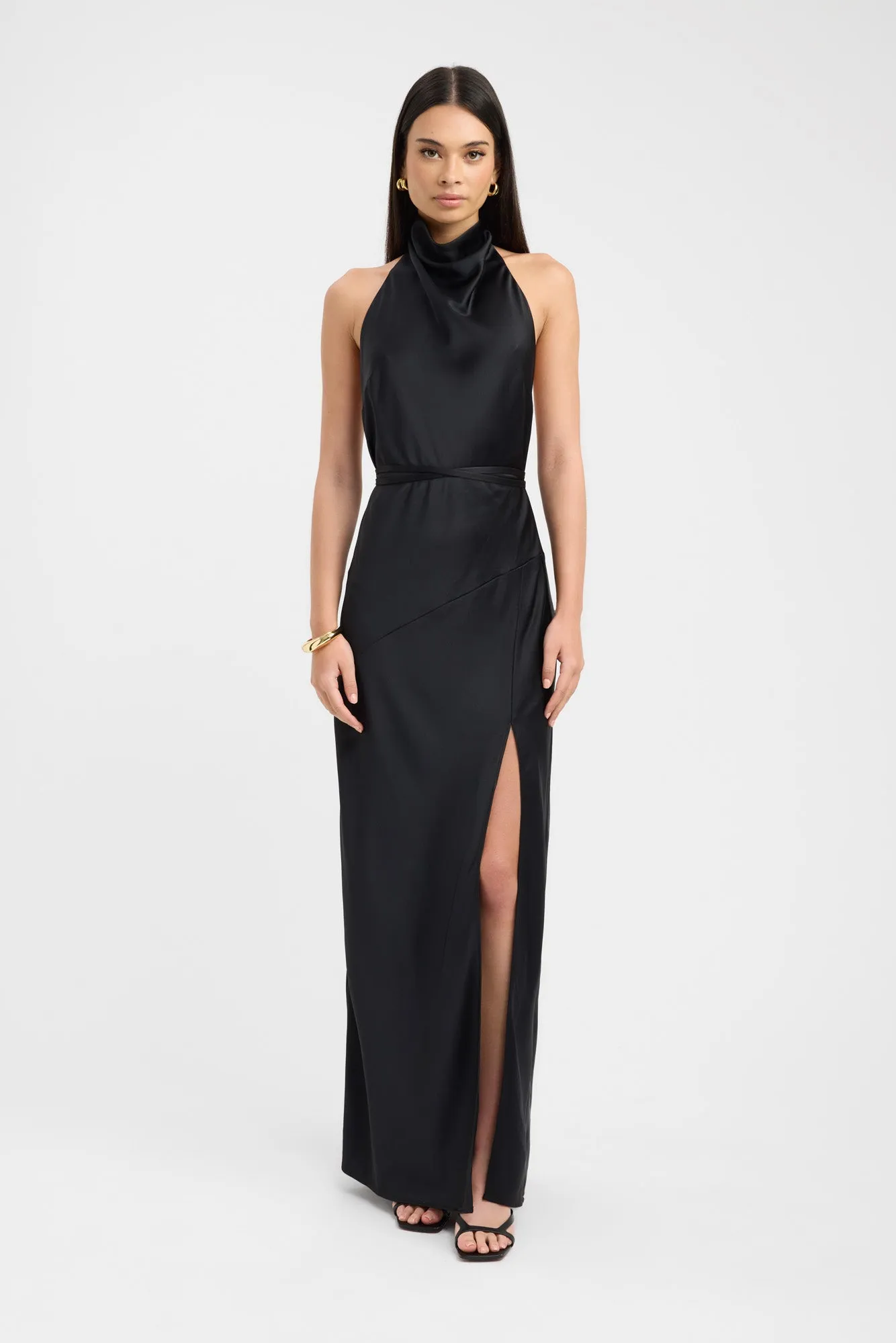 Palermo Halter Maxi Dress Smooth Line Minimalist-Style