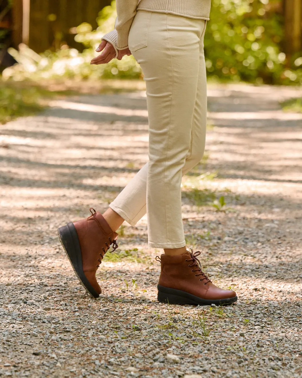 Passage Lace Up Bendable Transitional Season