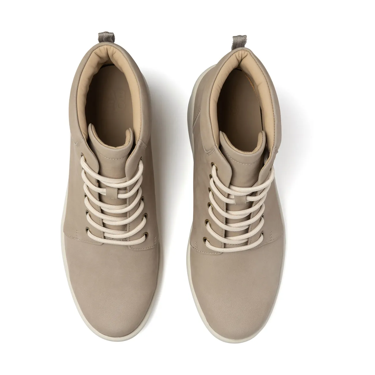 Passage Lace Up All-Purpose Style