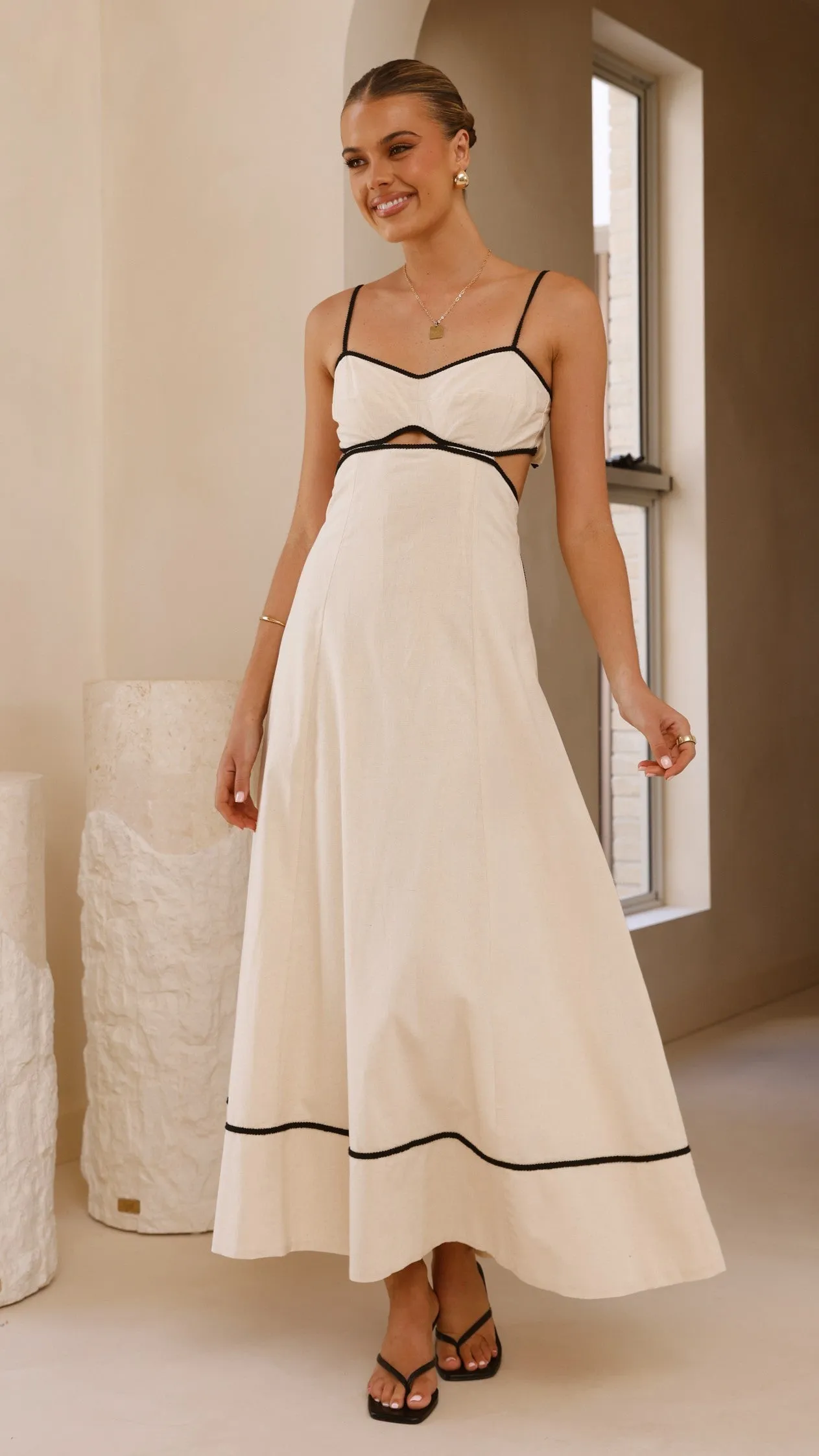Weekend Ready Nereda Maxi Dress - Cream
