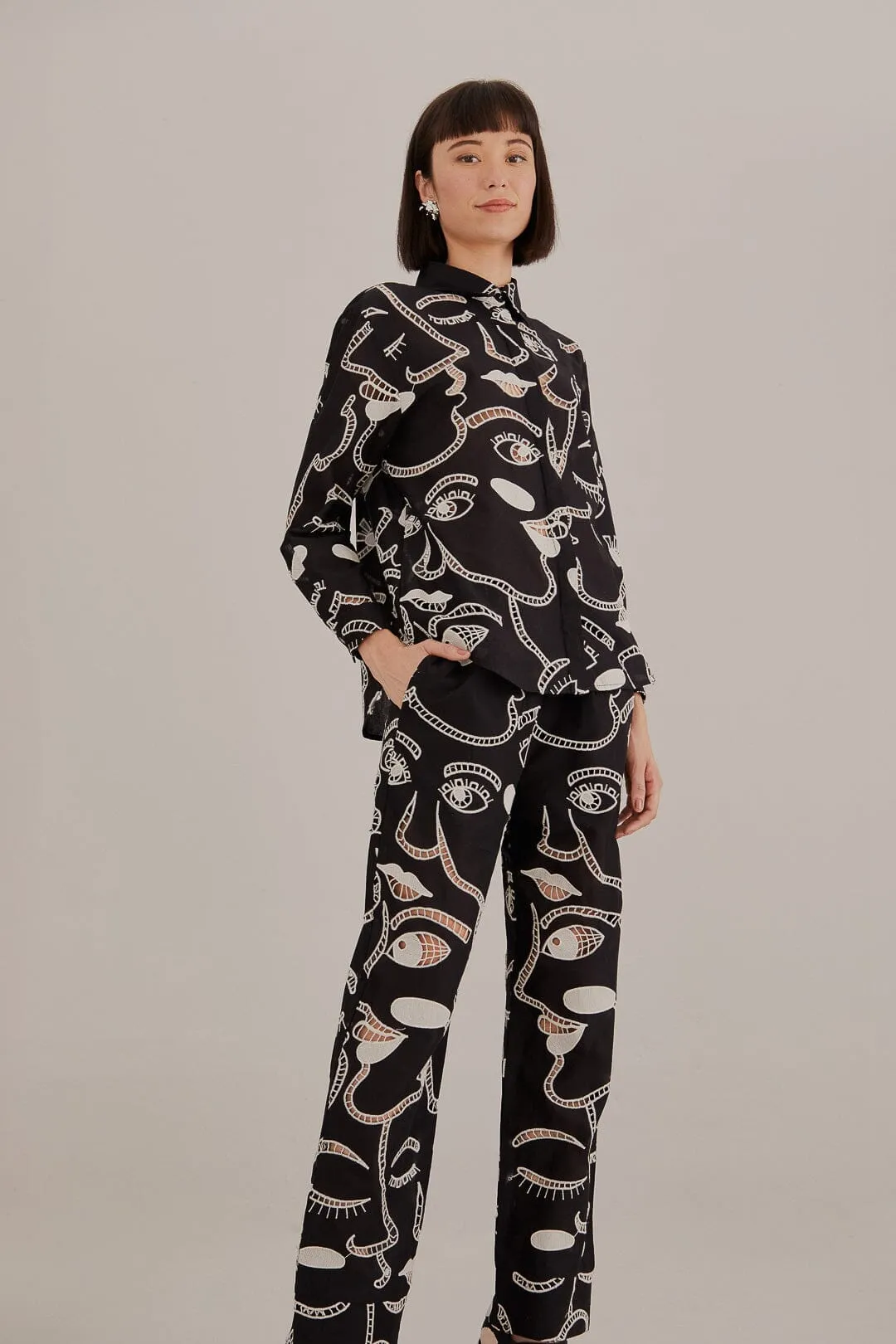 Durable Seams Black Richelieu Faces Pants