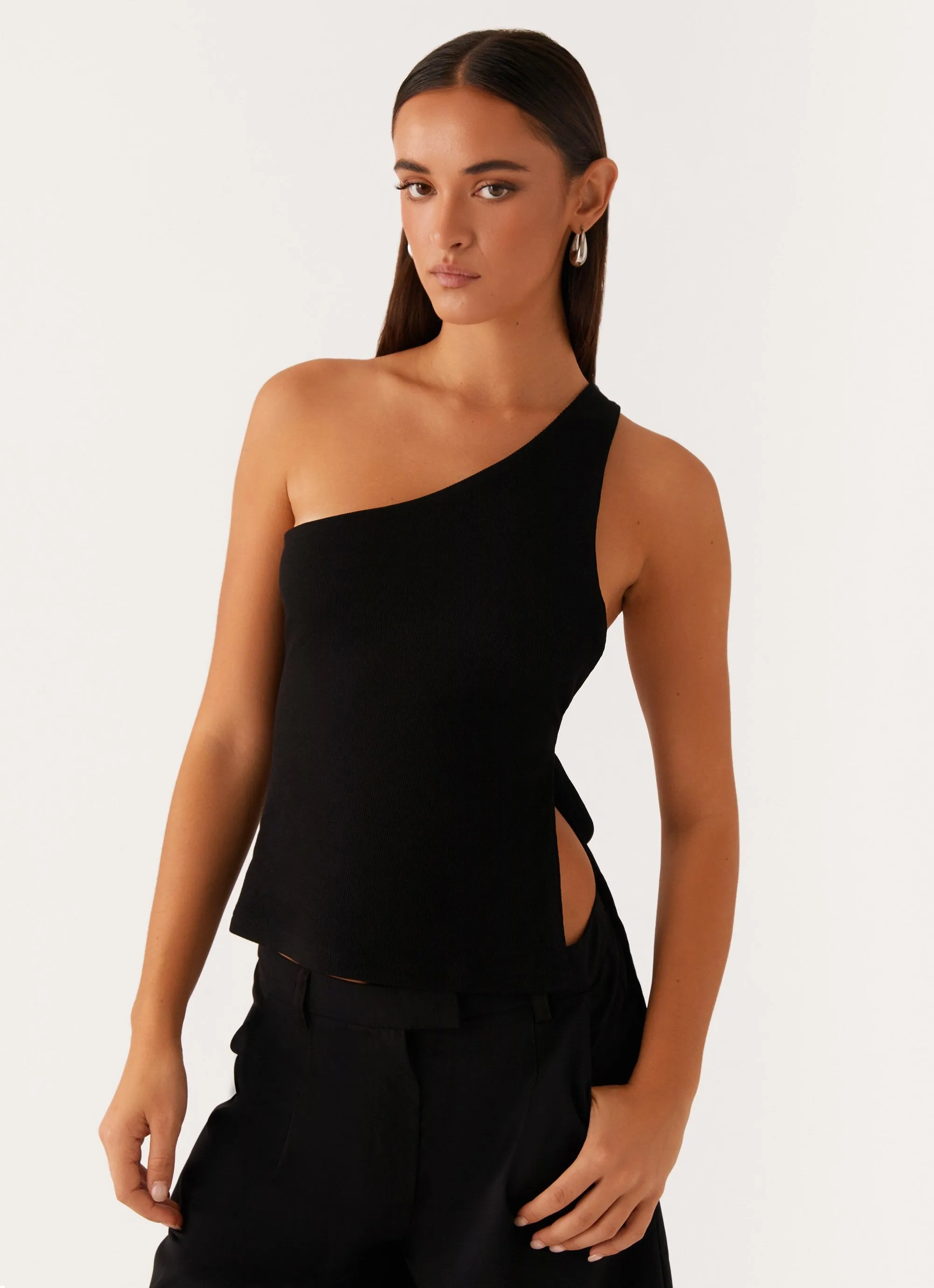 Wardrobe Classic Safiya One Shoulder Top - Black