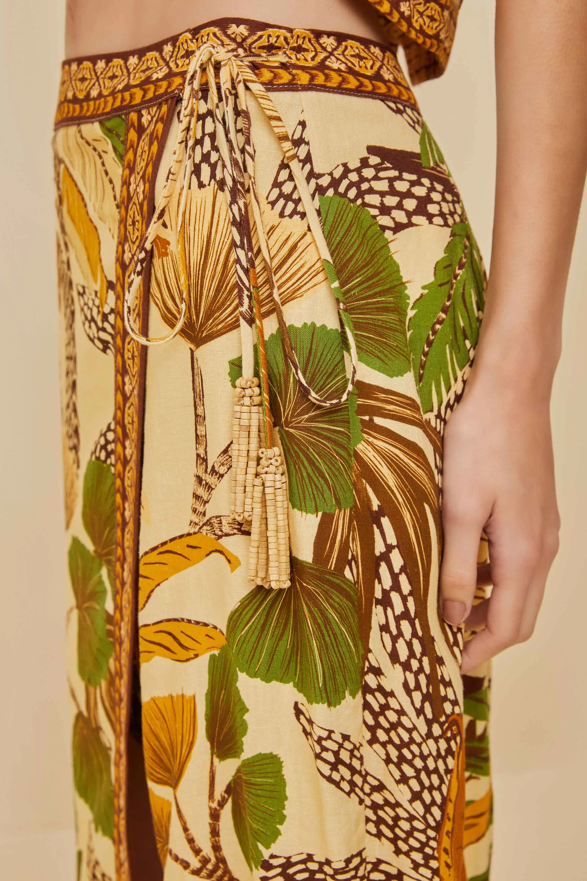 Travel Friendly Reinforced Pockets Sand Foliage Sketch LENZING? ECOVERO? Euroflax? Midi Skirt