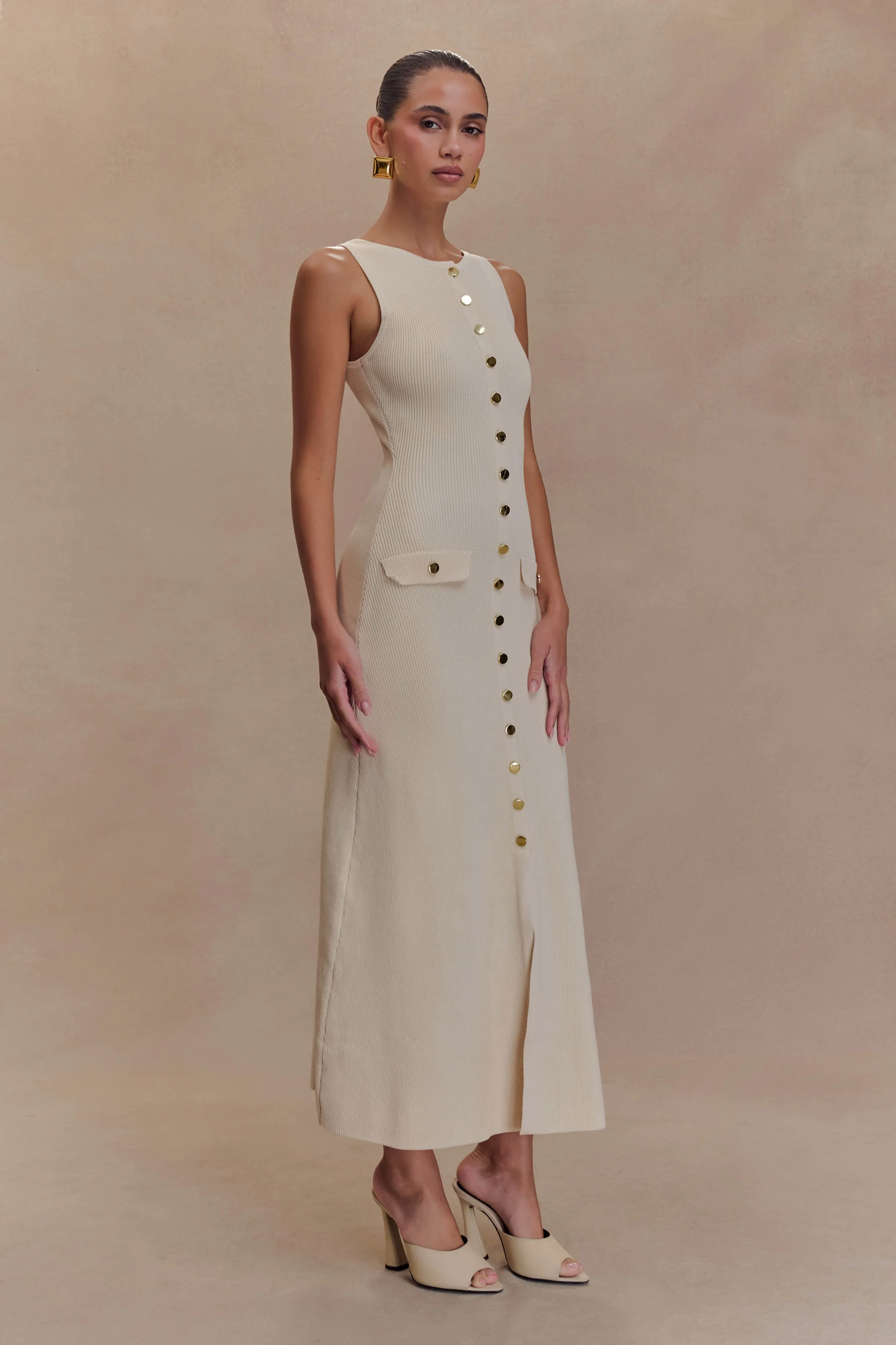 Sawyer Sleeveless Buttoned Maxi Dress - Ivory Fresh Energy