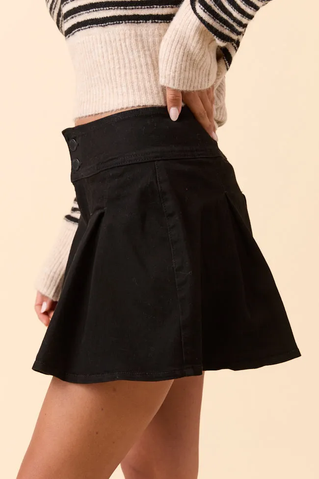 Red Carpet Look Fashion Mood Scottie Black Denim Pleated Skort