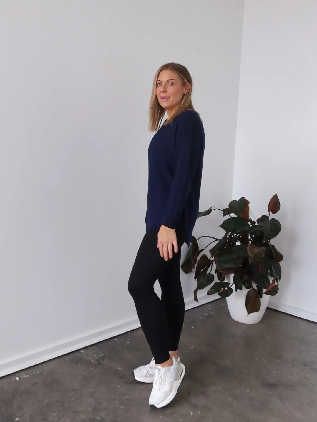 Chic Casual Outfit Saxon Knit - Navy