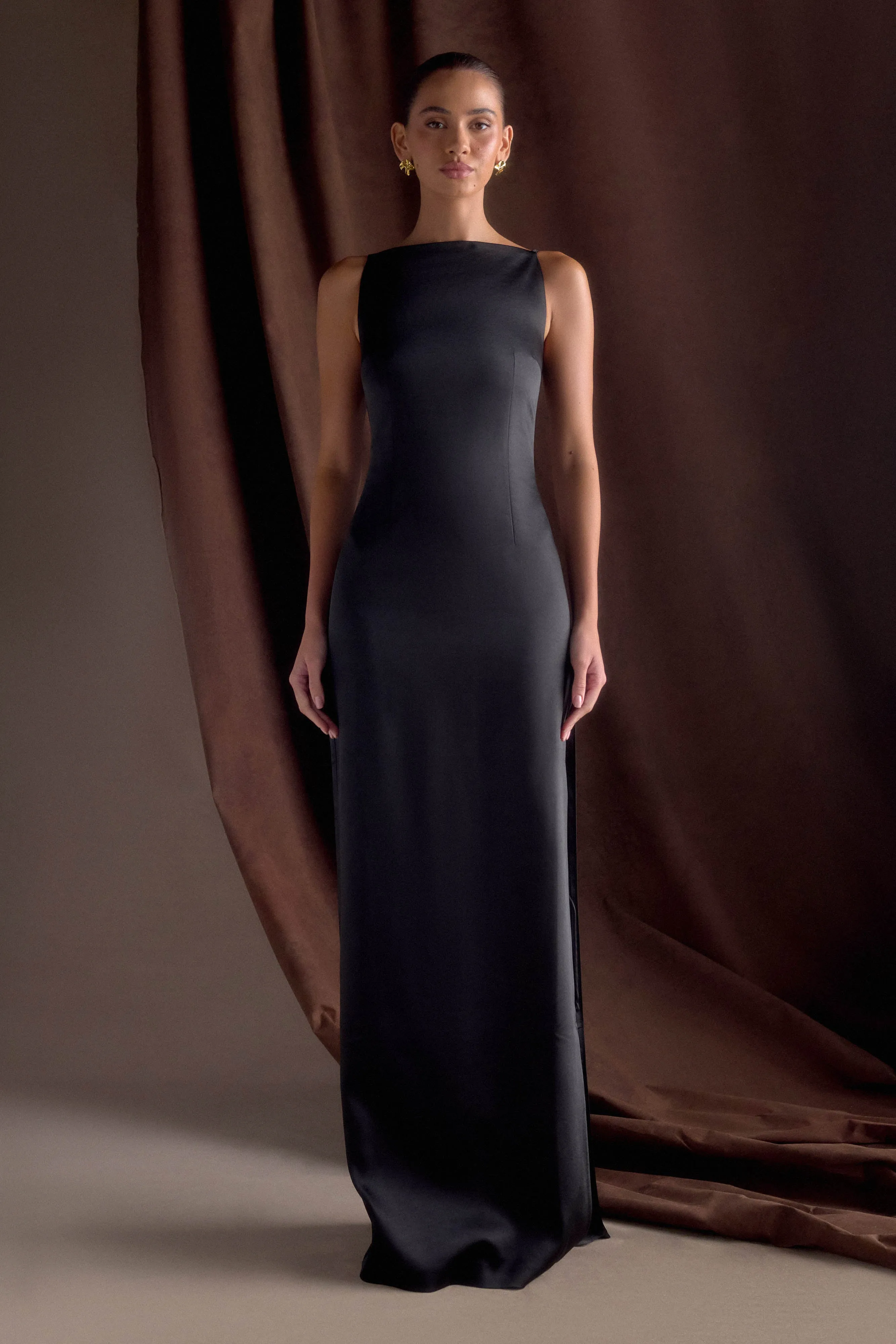 Violet Sleeveless Satin Maxi Dress - Black Sleek Design