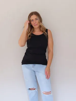 Non Restrictive Silhouette Collector - desired Logan Singlet - Black