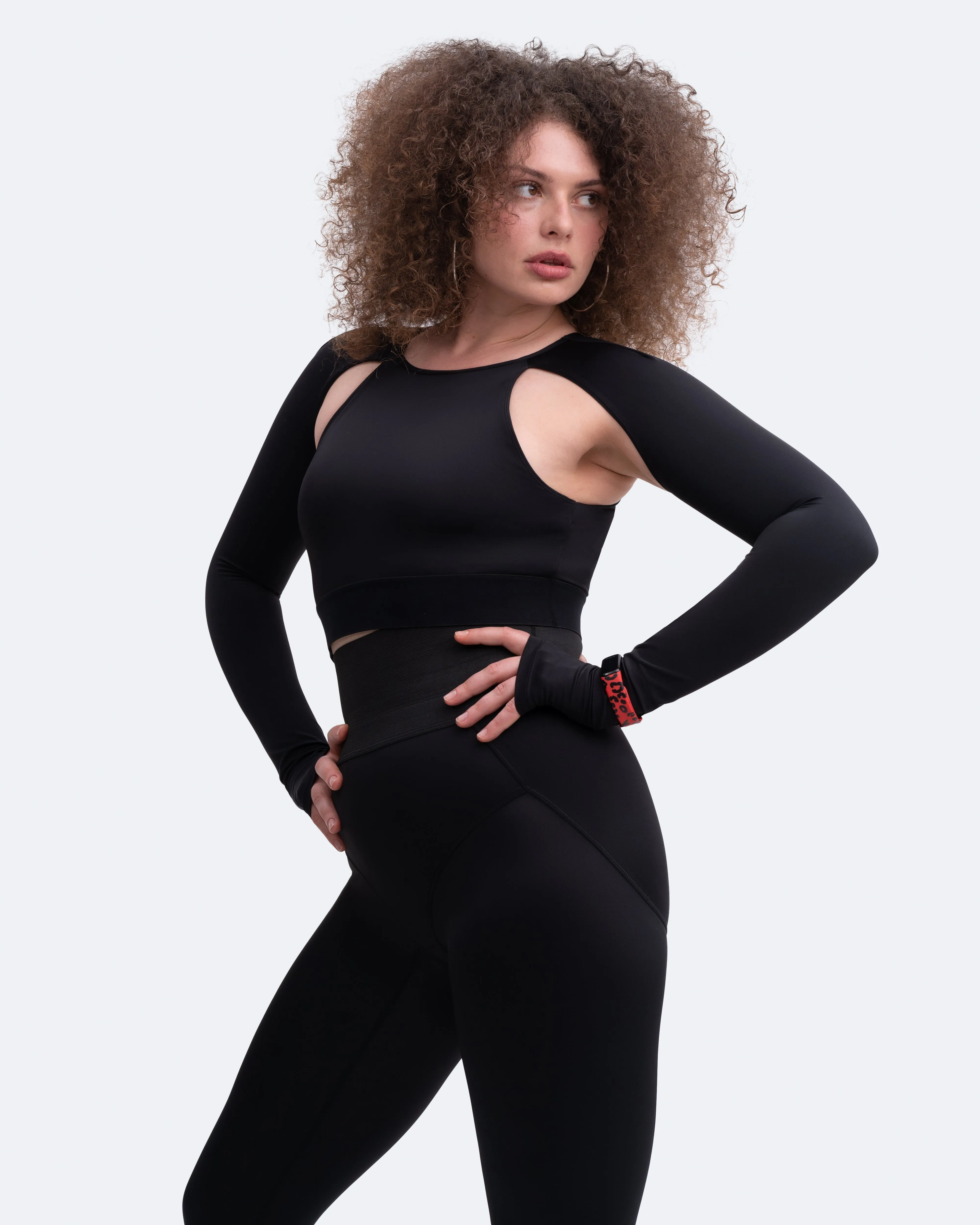 Seamless Fit Flatlock stitching seams Shoulder Cut-Out Crop Top