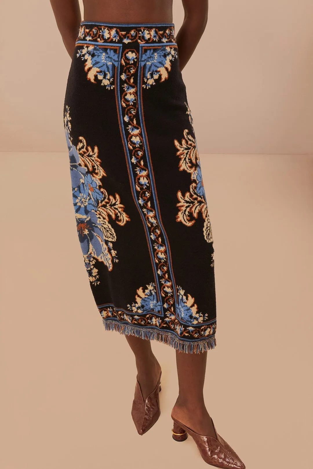 Black Blossom Tapestry Knit Skirt Tassel accents