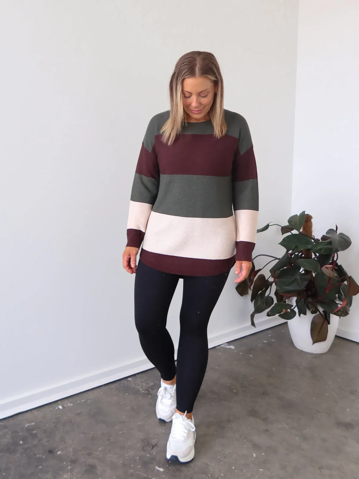 Sleek Texture Daily Warmth Chloe Knit - Chocolate