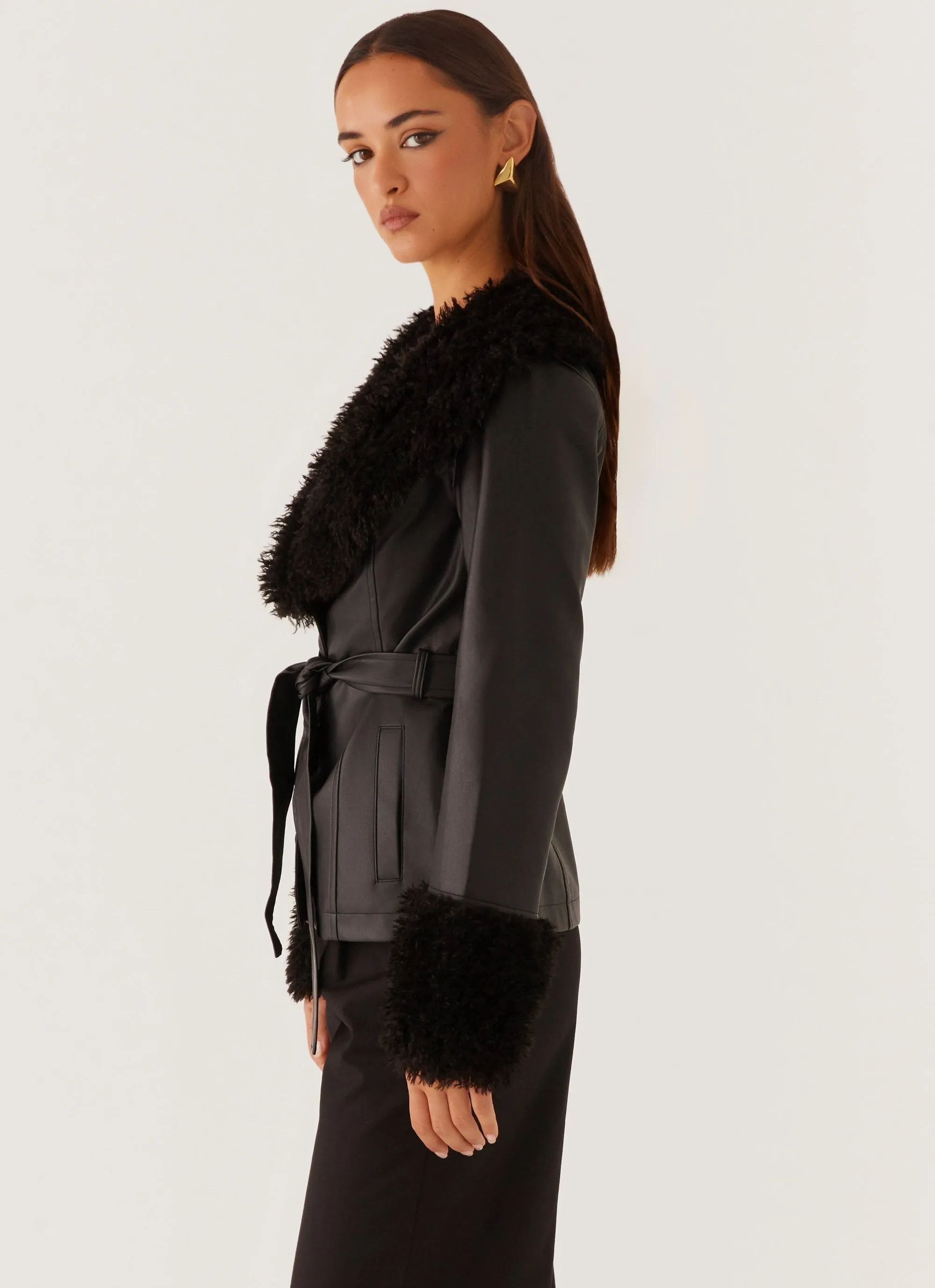 Street Lights Fur Trim Jacket - Black Comfy Fit Piece Compact Packable