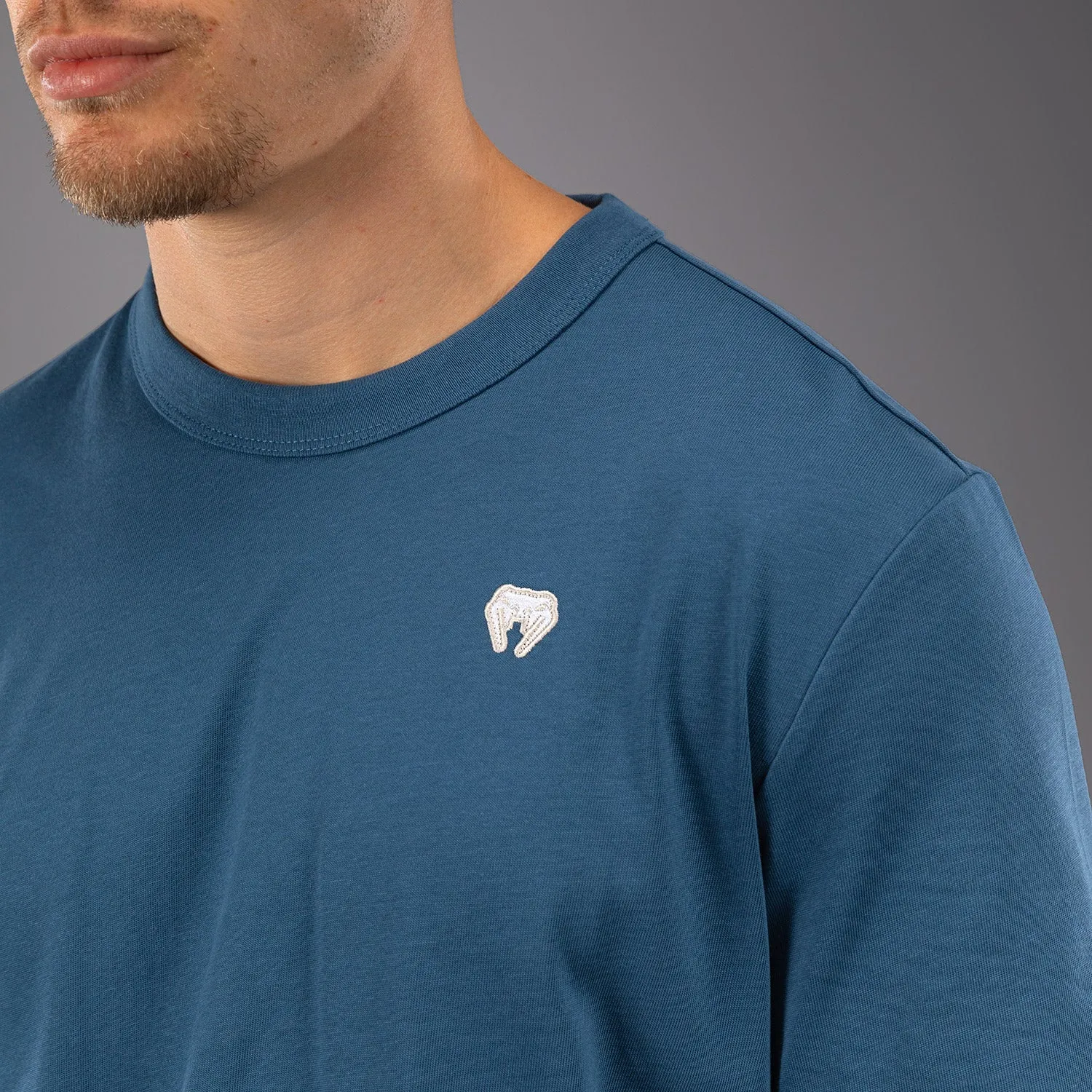 Venum Silent Power T-Shirt - Peacock Blue Relaxed Movement