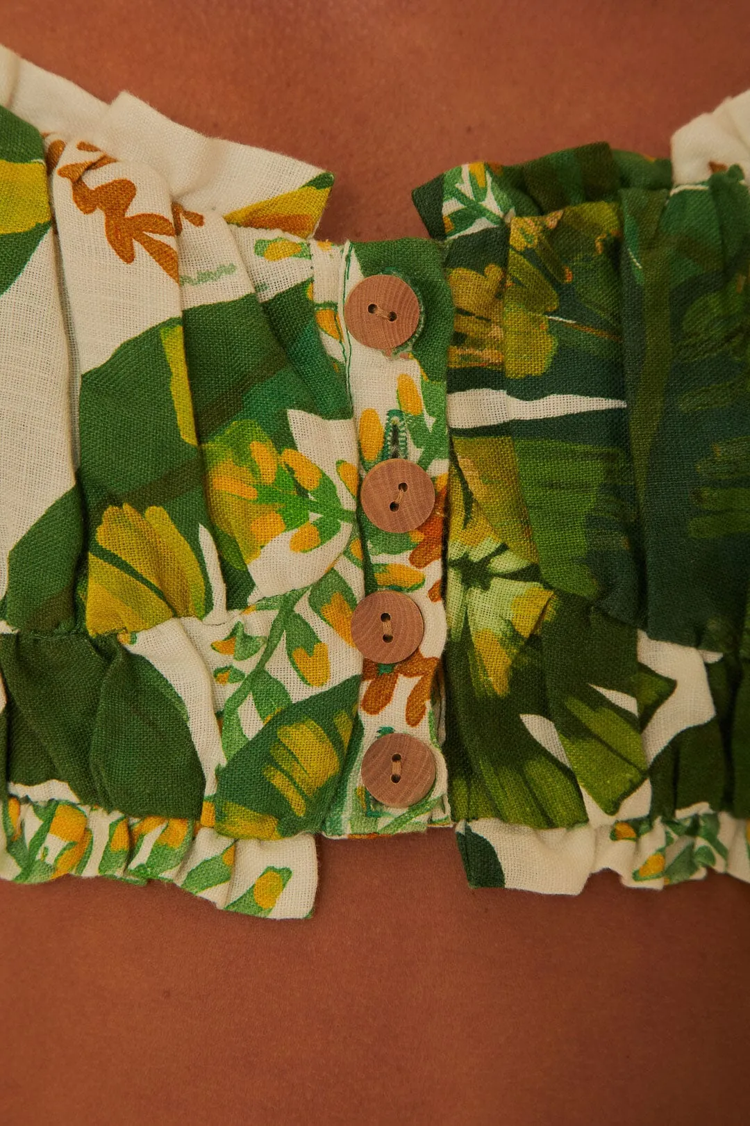 DurableWeave Tropical Forest Off-White Knot Sleeveless Crop Top