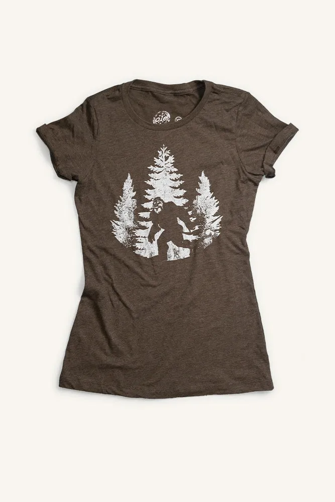 Cool and Comfortable windproof The Ultimate Outsider Sasquatch T-shirt (Womens)