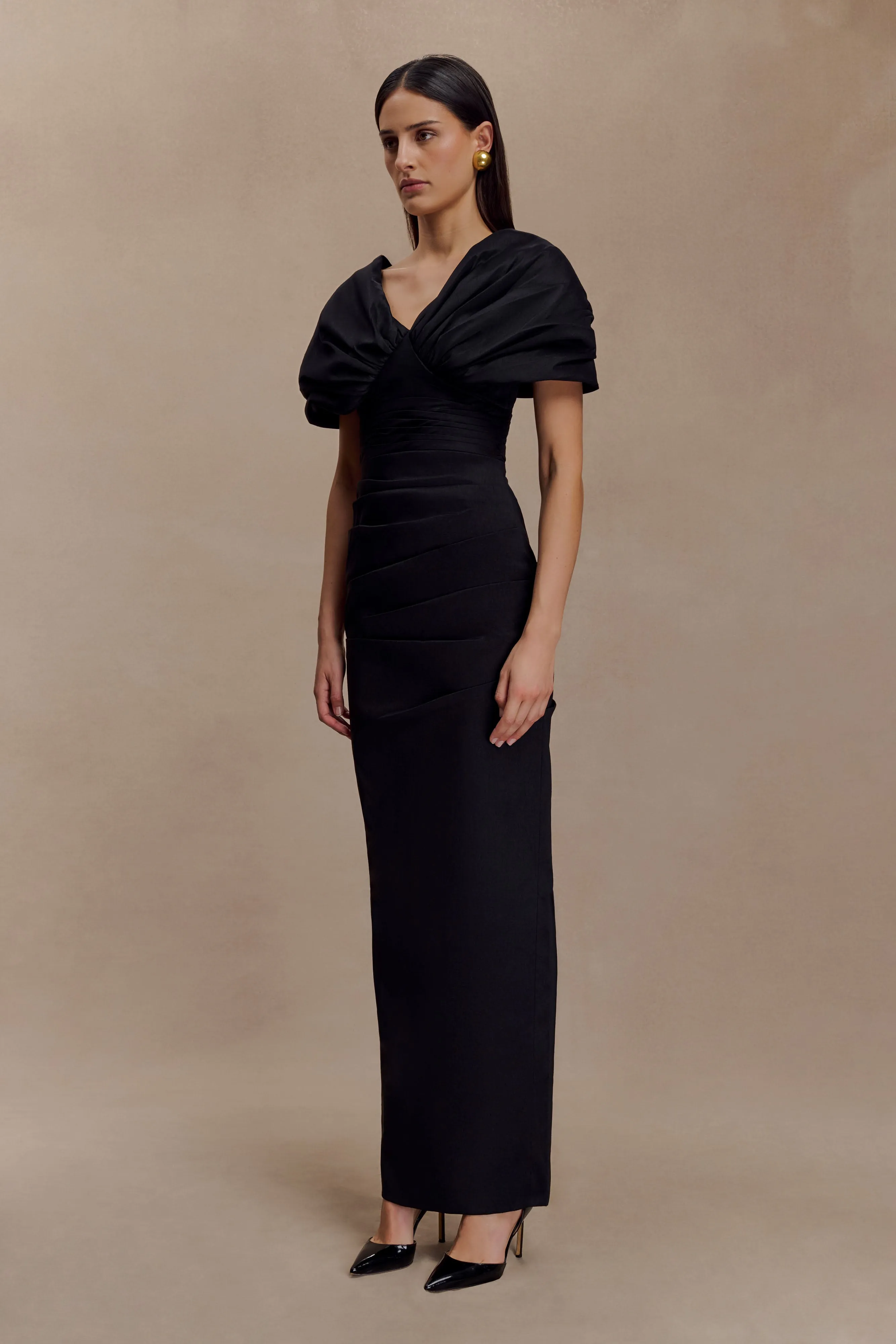 Gift-Worthy Quick Drying Thelma Bardot Maxi Dress - Black