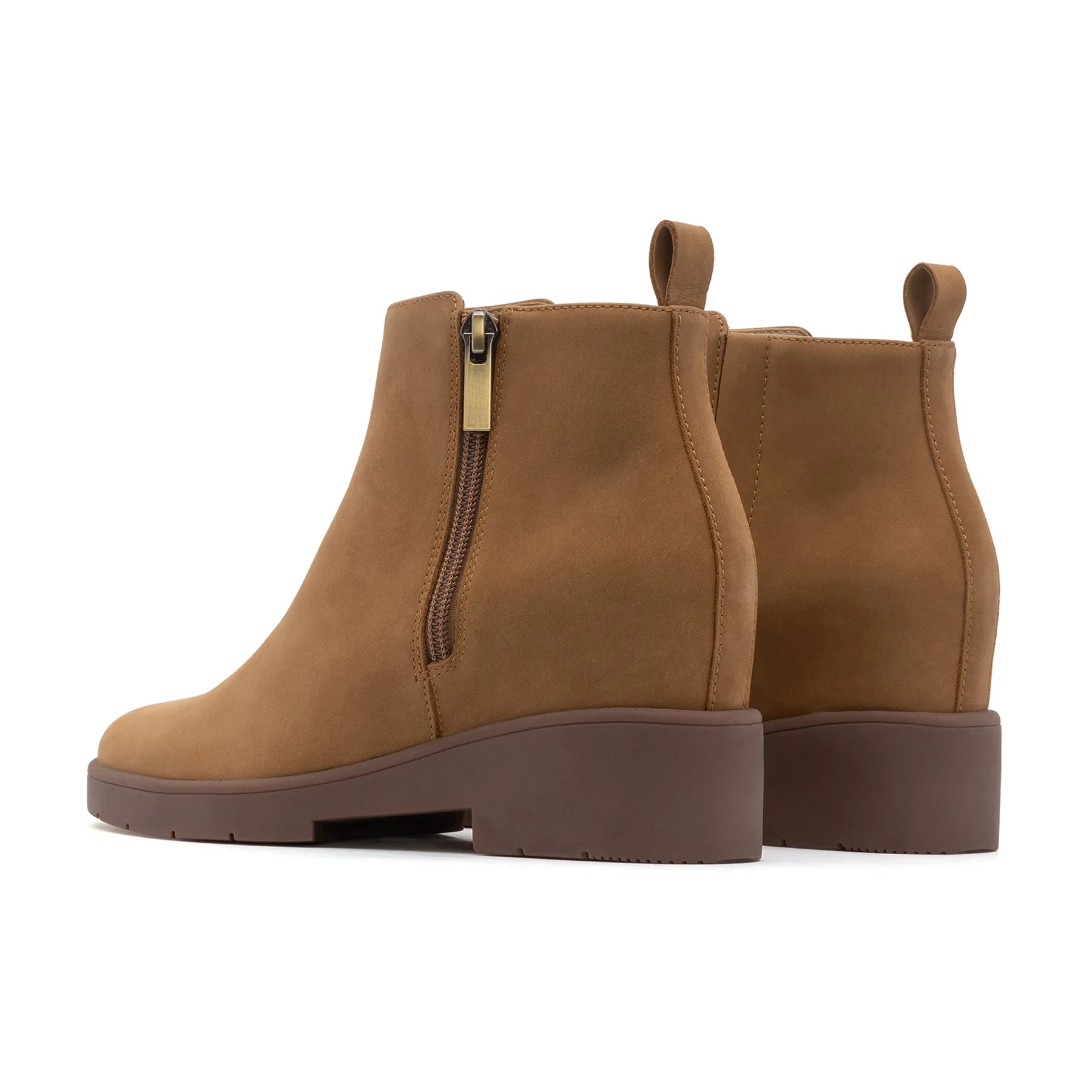 Quiet Chic Mud Resistant Active Nomad Horizon Zip