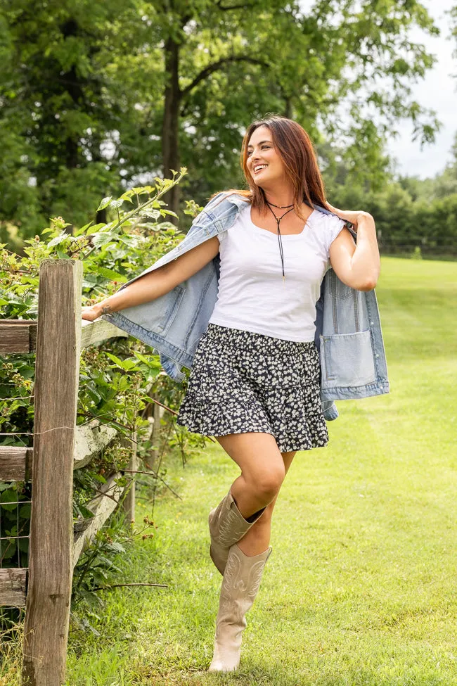 Slim Fit Band Through the Garden Black White Floral Skort