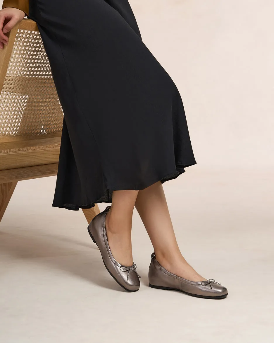 Cadence Bow Slip Resistant Outdoor Explorers