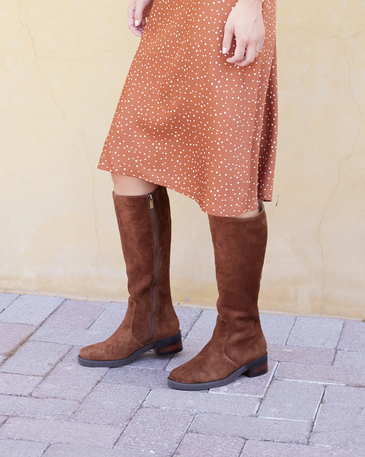 Traverse Tall Wide toe box Tiger Mark