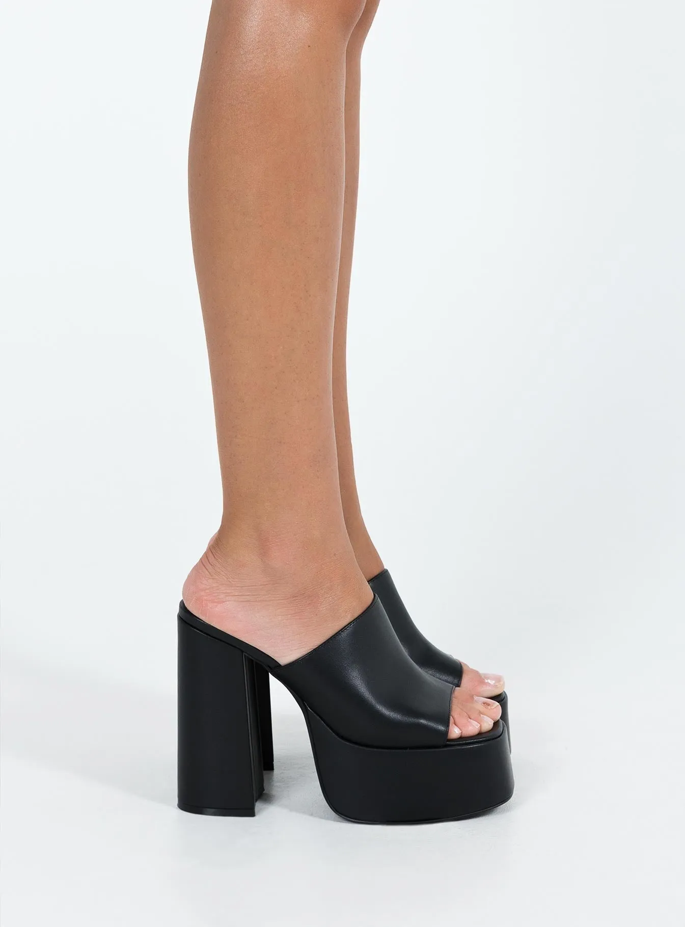 Vidalli Platform Heels Black Brunch Look Comfortable