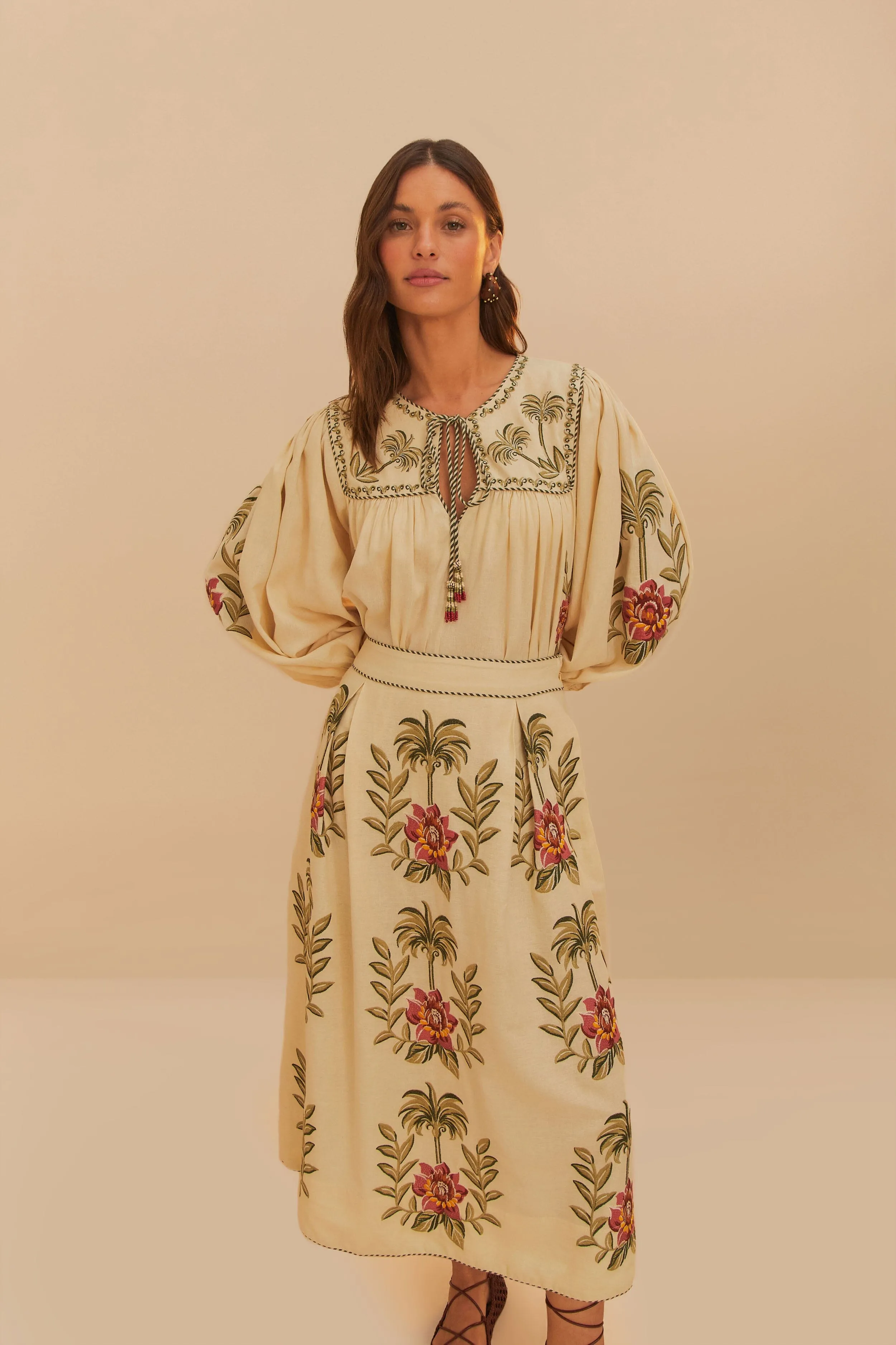 Fresh Texture Street Attire Tropical Flower Embroidered Sand Maxi Skirt